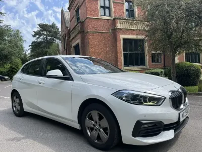 Used BMW 118 Comfort Edition 2022 White Hatchback