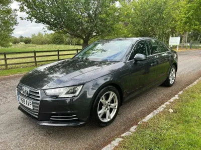 Second-hand Audi A4 Comfort 2018 Gri Berlinǎ