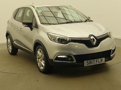 Used Renault Captur Dynamique 90 HP (66 kW) 2017 Silver SUV