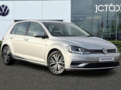 Used VW Golf VII SE 130 HP (95 kW) 2019 Silver Hatchback