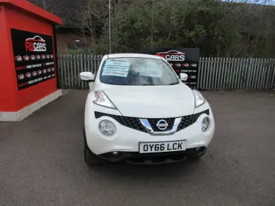 Used Nissan Juke N-Connecta 110 HP (80 kW) 2016 White SUV