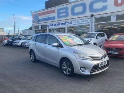 Silver Used 2014 Toyota Verso Trend MPV | £5,795 (Expensive)