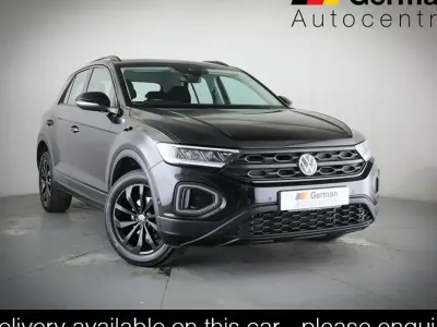 Used VW T-Roc Life 150 HP (110 kW) 2023 Black SUV