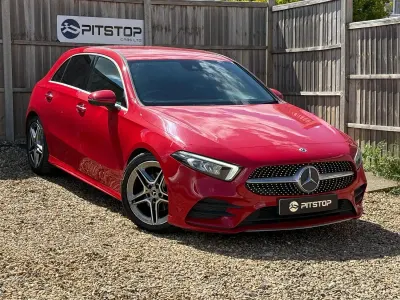 Used Mercedes A180 AMG Line Premium 136 HP (100 kW) 2018 Red Hatchback