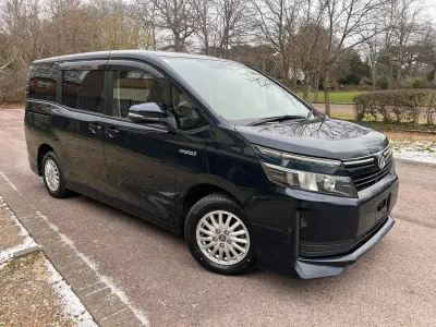Used Toyota Voxy