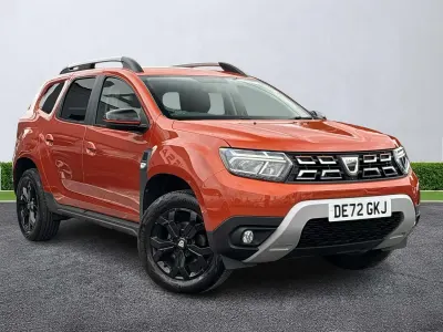 Used Dacia Duster Extreme 150 HP (110 kW) 2022 Orange SUV