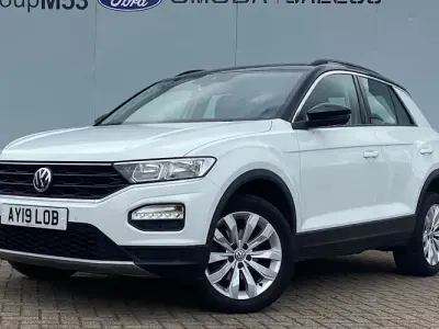 Used VW T-Roc SE 116 HP (85 kW) 2019 White SUV
