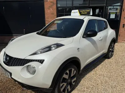 Used Nissan Juke Tekna 110 HP (80 kW) 2013 Black SUV