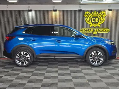 Used Vauxhall Grandland X Sport 130 HP (95 kW) 2018 Blue SUV