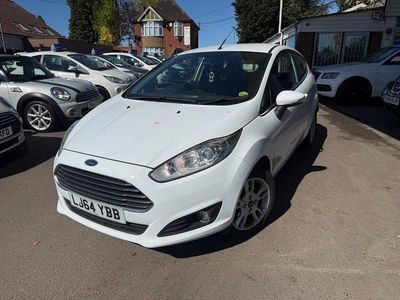 Used Ford Fiesta Zetec 2014 White Hatchback