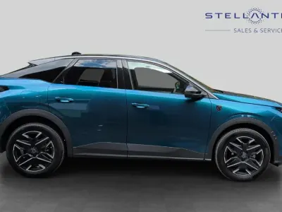 Używany Peugeot 3008 GT 134 KM (98 kW) 2025 Niebieski SUV