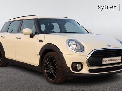 Used Mini One Clubman 101 HP (74 kW) 2019 White Estate