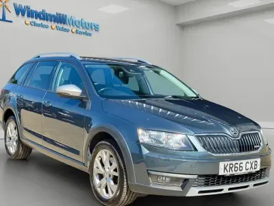 Used Skoda Octavia Scout Scout 4x4 184 HP (135 kW) 2016 Estate