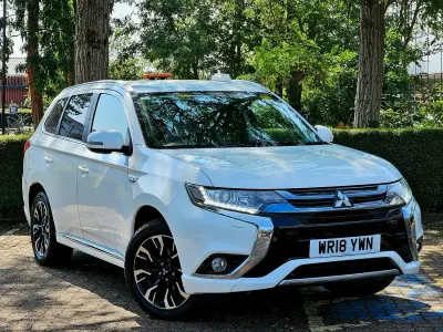 Used Mitsubishi Outlander P-HEV 2018 White