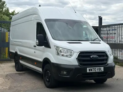 Used Ford Transit Trend 130 HP (95 kW) 2021 White Van