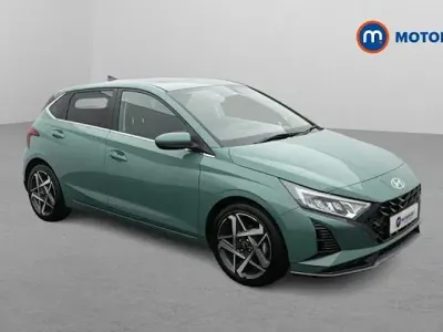 Used Hyundai i20 Ultimate 101 HP (74 kW) 2025 Green Hatchback