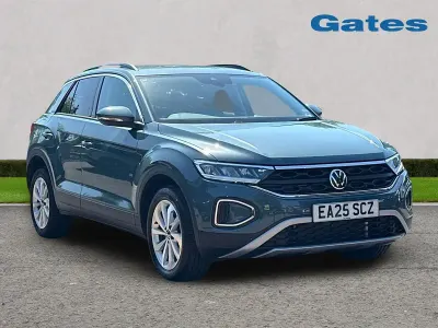 Used VW T-Roc Match 150 HP (110 kW) 2025 Blue SUV
