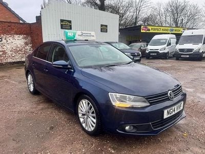 Blue Used 2014 VW Jetta Sportline Sedan | £7,499 (Fair price)