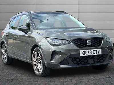Używany Seat Arona SE Technology 95 KM (69 kW) 2023 Biały SUV