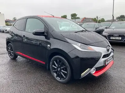 Used Toyota Aygo x-press 2018 Black Hatchback