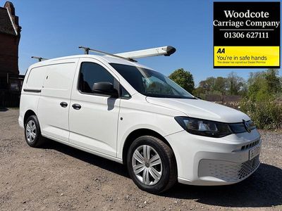 Usado VW Caddy S 2022 Blanco Monovolumen