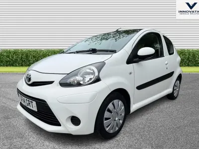 Used Toyota Aygo 2014 White Hatchback