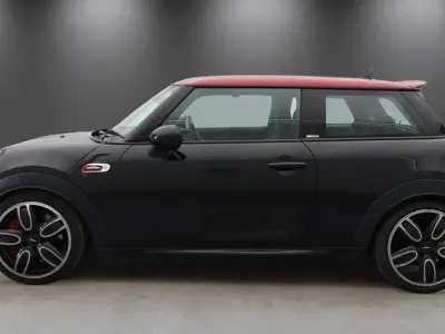 Used Mini John Cooper Works Hatch 231 HP (169 kW) 2018 Black Hatchback