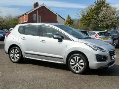 Used Peugeot 3008 Active 120 HP (88 kW) 2015 Silver Estate