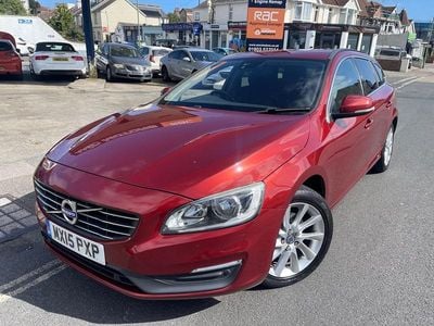 Used Volvo V60 SE 2015 Red Estate