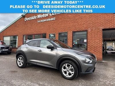 Used Nissan Juke N-Connecta 114 HP (83 kW) 2022 Grey SUV