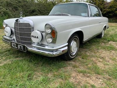 Mercedes 280