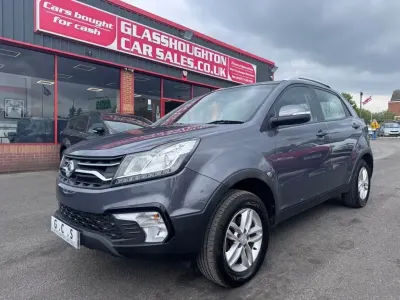 Used SsangYong Korando 150 HP (110 kW) 2018 Grey Estate