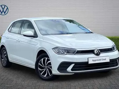 Used VW Polo Life 95 HP (69 kW) 2023 White Hatchback