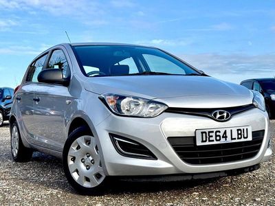 Silver Used 2014 Hyundai i20 Classic Hatchback | £3,999 (Fair price)