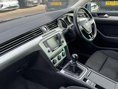 Used VW Passat Business 150 HP (110 kW) 2017 Harvard blue metallic Estate