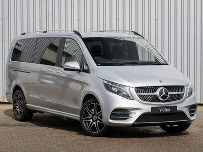 Mercedes V220