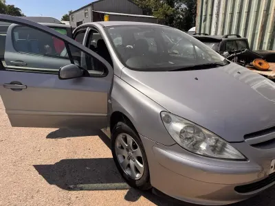 Used Peugeot 307 2005 Grey Hatchback