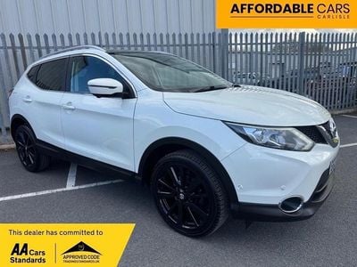Used Nissan Qashqai Tekna 110 HP (80 kW) 2016 White SUV