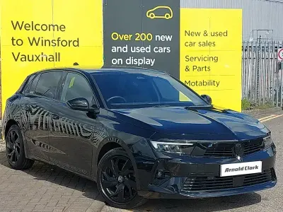 Second-hand Vauxhall Astra GS Line 2023 Negru Hatchback
