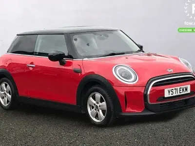 Usado Mini Cooper Comfort 136 CV (100 kW) 2021 Rojo Utilitario