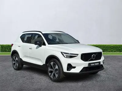 New Volvo XC40 Plus 163 HP (119 kW) 2026 White SUV