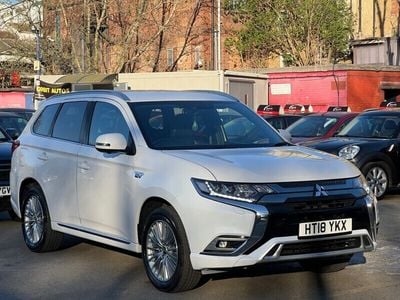 Mitsubishi Outlander P-HEV