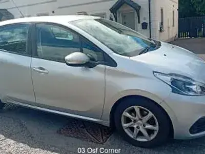 Used Peugeot 208 Active 68 HP (50 kW) 2018 Silver Hatchback