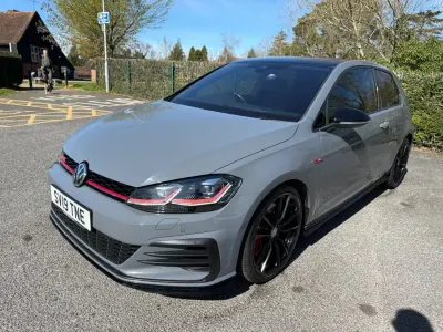 Second-hand VW Golf VII GTI 290 CP (213 kW) 2019 Gri Hatchback