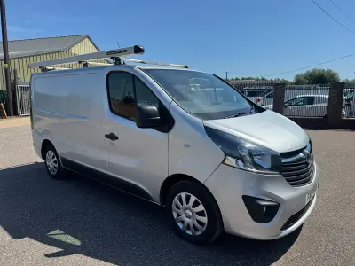 Used Vauxhall Vivaro Sportive 120 HP (88 kW) 2019 Silver MPV