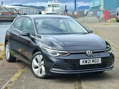 Used VW Golf VII Style 130 HP (95 kW) 2021 Black Hatchback