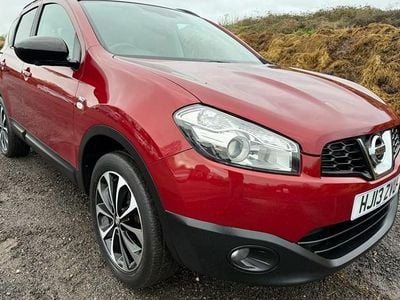 Red Used 2013 Nissan Qashqai 360º SUV | £4,995 (Fair price)