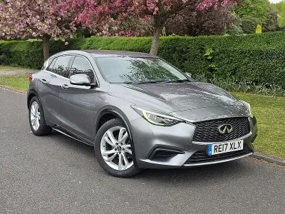 Used Infiniti Q30 122 HP (89 kW) 2017 Grey Hatchback