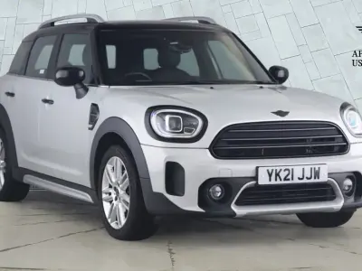 Used Mini Cooper Countryman Exclusive 136 HP (100 kW) 2021 Silver SUV
