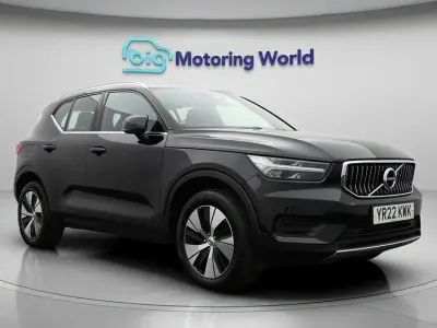 Second-hand Volvo XC40 Core 211 CP (155 kW) 2022 Negru SUV
